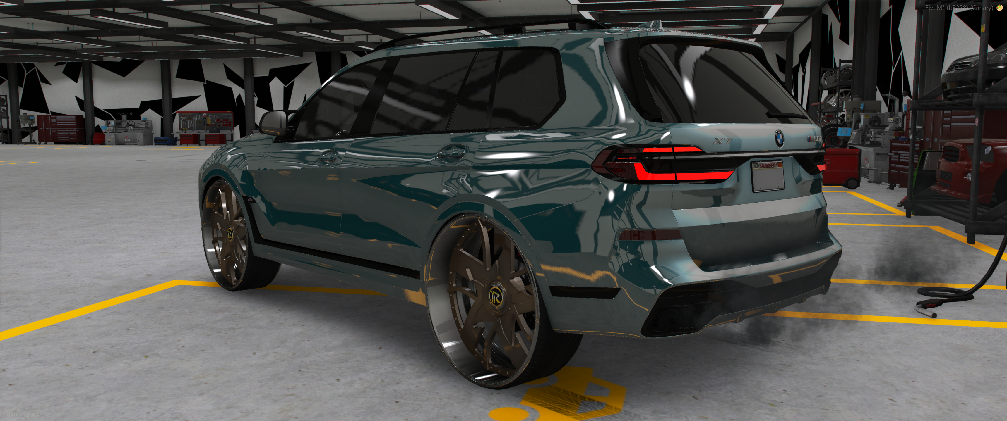 2023 and 2021 Bmw 7 series Pack