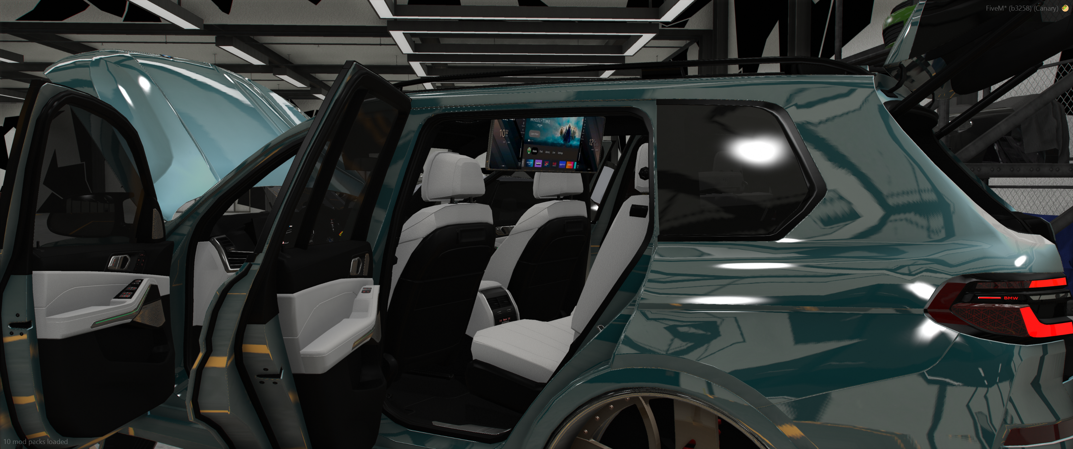 2023 and 2021 Bmw 7 series Pack